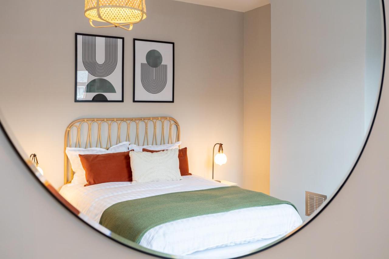 Villa Stunning Scandi 3 Bed House In Manchester-Parking Extérieur photo